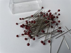 Glashoved knappenåle - 10 gram i æske, bordeaux